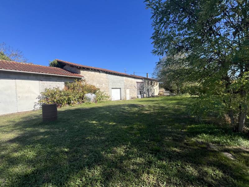 Vente Maison LE PIZOU - 4 pièces -157 m² - (24700)