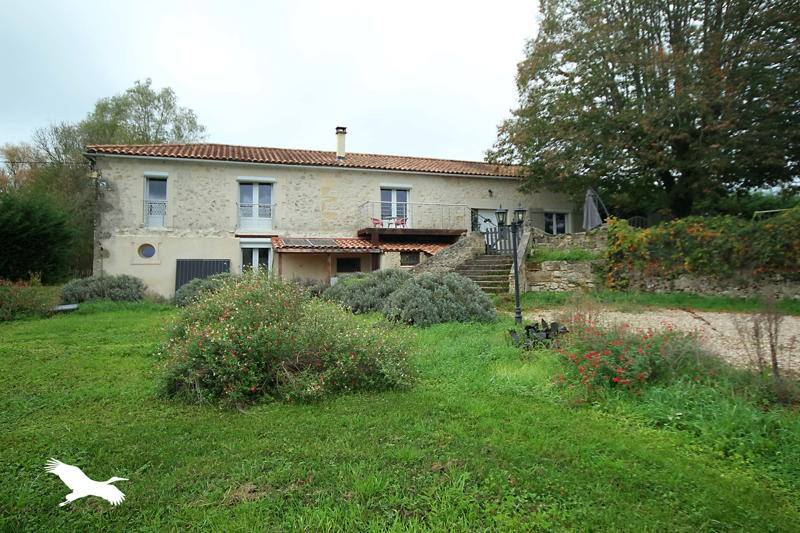 Vente Maison VILLEFRANCHE DE LONCHAT - 7 pièces -157 m² - (24610)