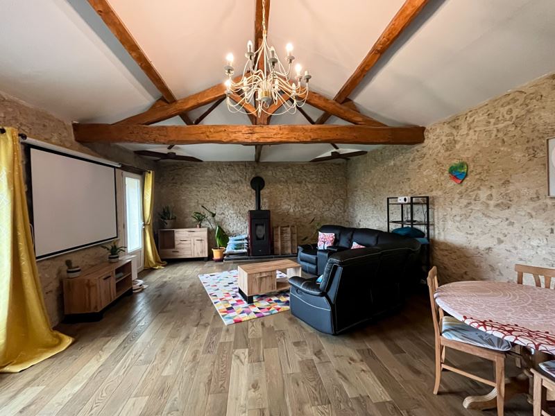 Vente Maison VILLEFRANCHE DE LONCHAT - 7 pièces -157 m² - (24610)