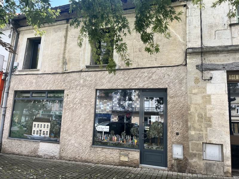 Vente Immeuble MONTPON MENESTEROL - -  140 m² - (24700)