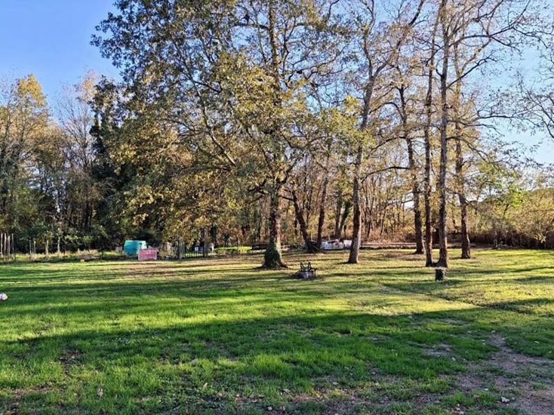 Vente Maison MENESPLET - 4 pièces -106 m² - (24700)