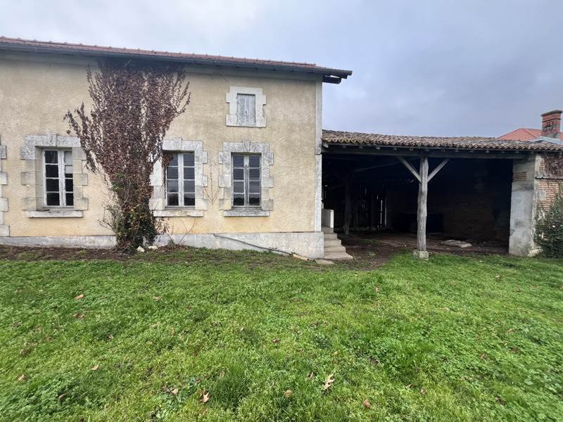 Vente Maison LE PIZOU - 2 pièces -120 m² - (24700)