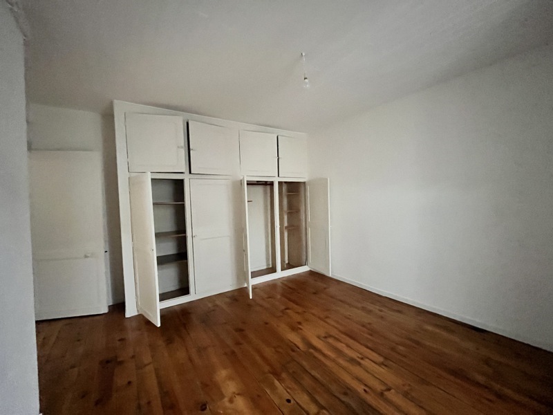 Vente Immeuble MONTPON MENESTEROL - -  228 m² - (24700)