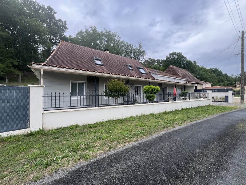 Ferme à Montpon-Ménestérol
