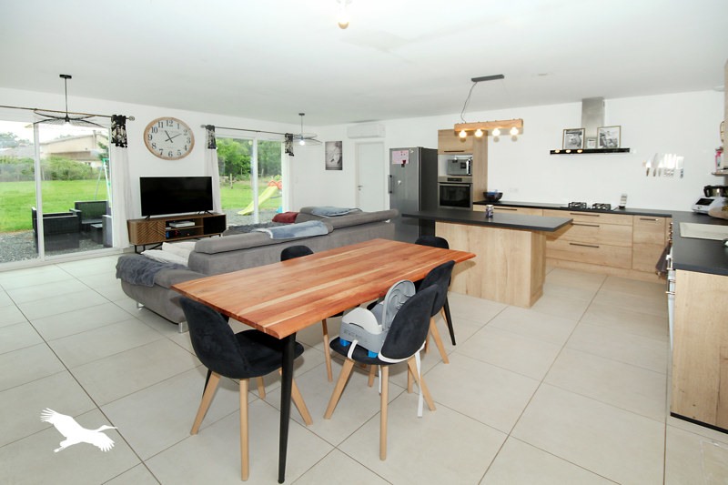 Vente Maison MENESPLET - 4 pièces -98 m² - (24700)