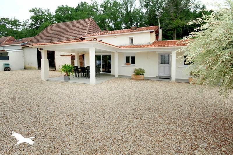 Ferme à Montpon-Ménestérol