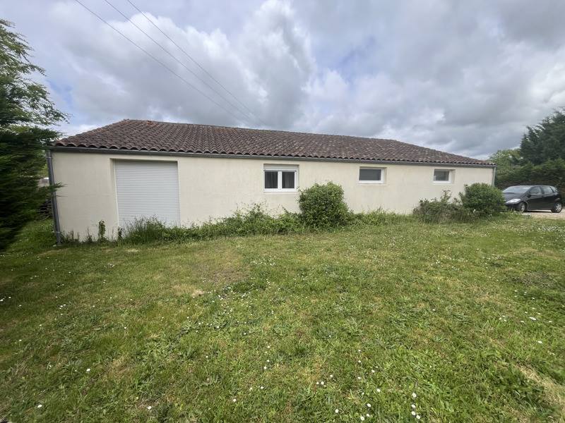 Vente Maison MENESPLET - 5 pièces -135 m² - (24700)