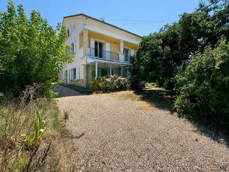 Vente Maison MONTPON MENESTEROL - 6 pièces -197 m² - (24700)