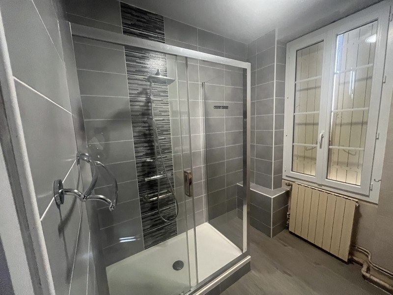 Vente Maison VILLEFRANCHE DE LONCHAT - 9 pièces -330 m² - (24610)