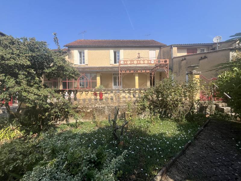Vente Maison VILLEFRANCHE DE LONCHAT - 9 pièces -330 m² - (24610)