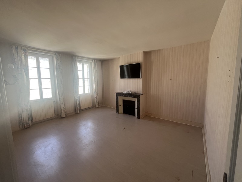 Vente Maison VILLEFRANCHE DE LONCHAT - 11 pièces -269 m² - (24610)