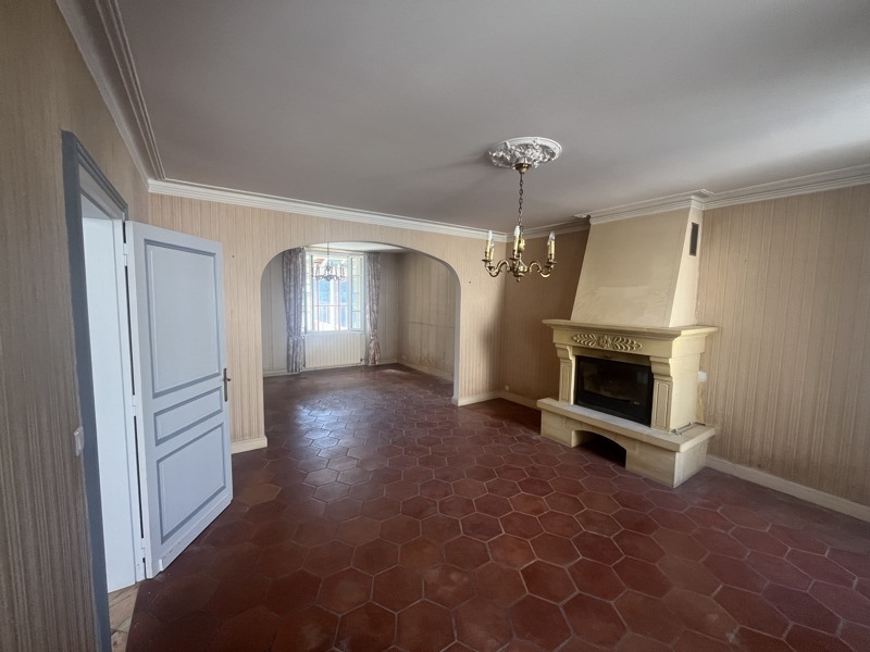 Vente Maison VILLEFRANCHE DE LONCHAT - 11 pièces -269 m² - (24610)