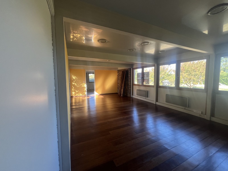 Vente Immeuble Saint-Martial-d'Artenset - - 4 405 m² - (24700)