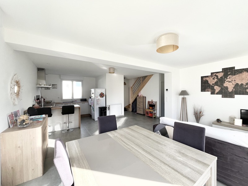 Vente Maison TREMEVEN - 6 pièces -109 m² - (29300)