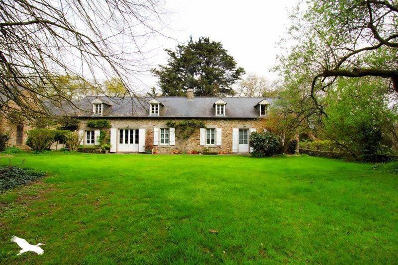 Vente Maison MELLAC - 6 pièces -233 m² - (29300)