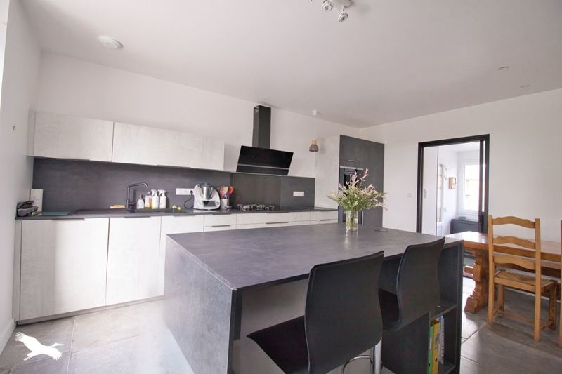 Vente Maison ST THURIEN - 5 pièces -124 m² - (29380)