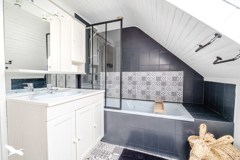 Vente Maison ROSCANVEL - 5 pièces -88 m² - (29570)