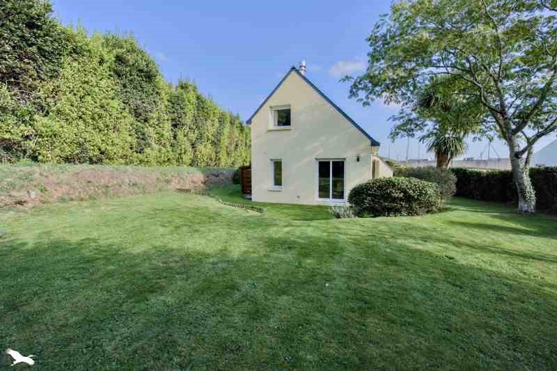 Vente Maison ST RENAN - 7 pièces -160 m² - (29290)