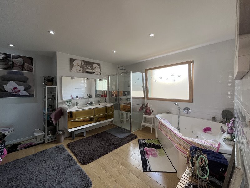 Vente Maison MILIZAC GUIPRONVEL - 6 pièces -173 m² - (29290)