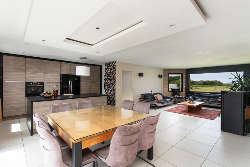 Vente Maison PLOUMOGUER - 5 pièces -137 m² - (29810)