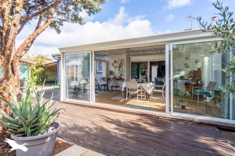 Vente Maison ST MEDARD EN JALLES - 7 pièces -152 m² - (33160)