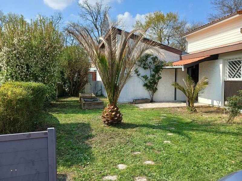 Vente Maison ST MEDARD EN JALLES - 7 pièces -150 m² - (33160)