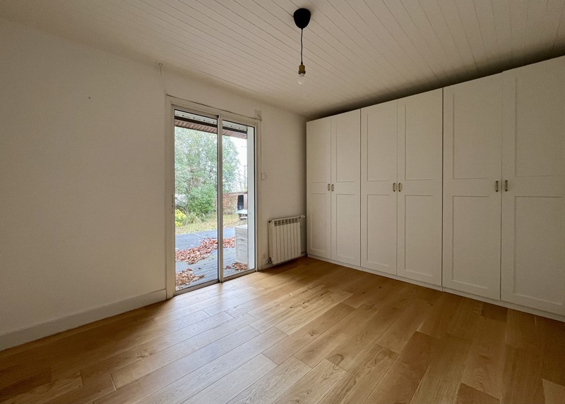 Vente Maison ST MEDARD EN JALLES - 7 pièces -150 m² - (33160)