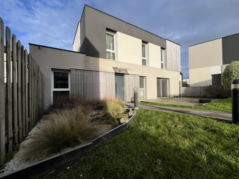 Vente Maison GUILERS - 6 pièces -92 m² - (29820)