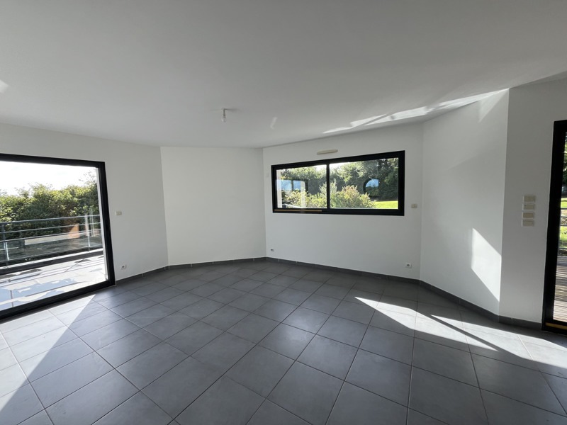 Vente Maison PLOUNEVENTER - 7 pièces -146 m² - (29400)