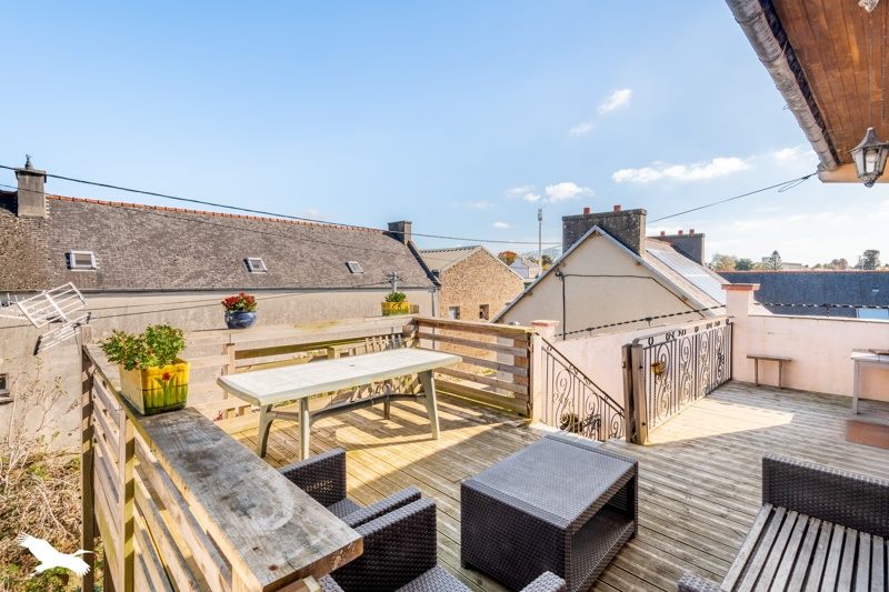 Vente Maison LANDIVISIAU - 7 pièces -177 m² - (29400)