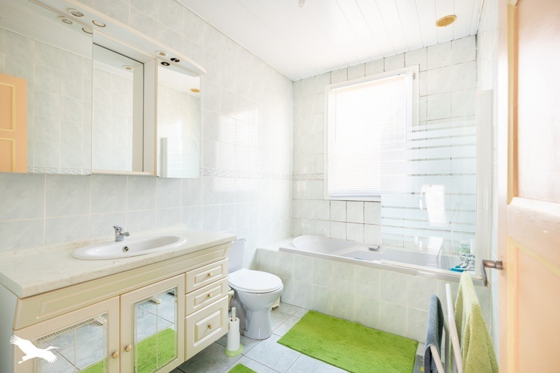 Vente Maison LANDIVISIAU - 5 pièces -112 m² - (29400)