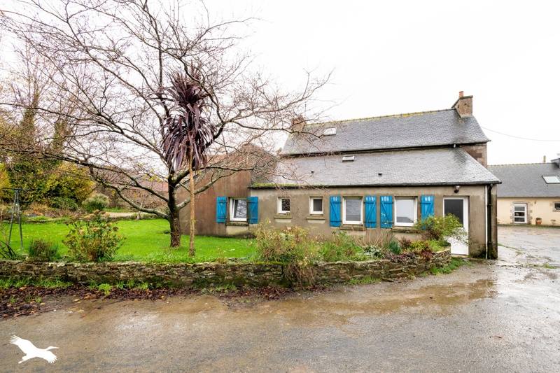 Vente Maison ST SAUVEUR - 6 pièces -126 m² - (29400)