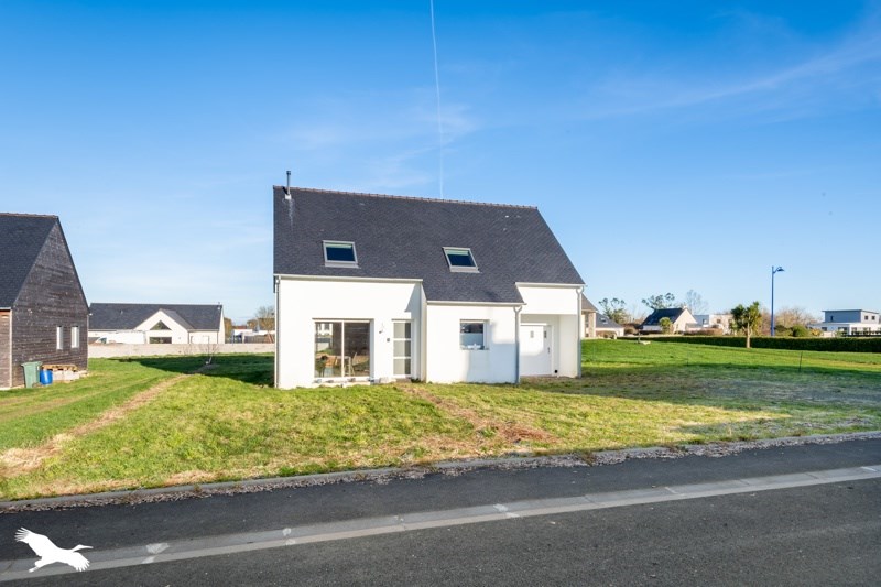 Vente Maison PLOUGOURVEST - 6 pièces -90 m² - (29400)