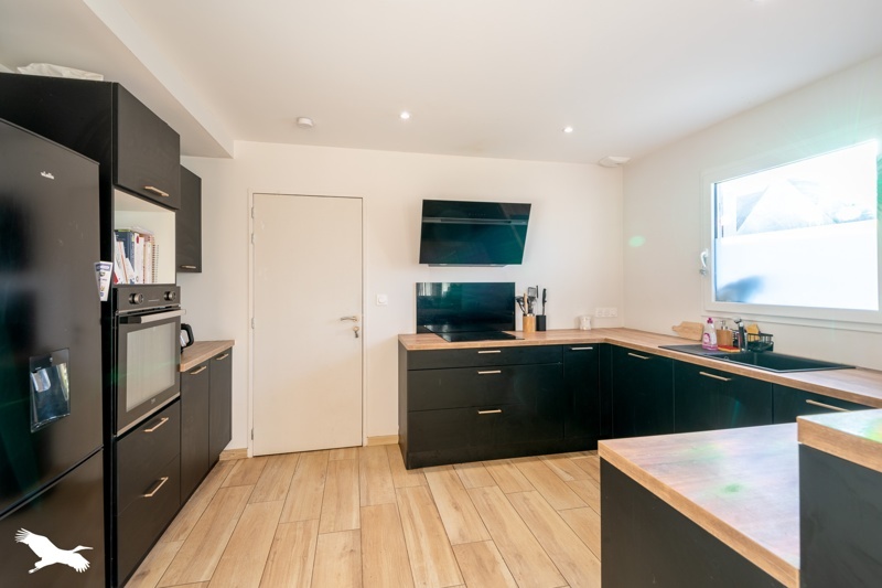 Vente Maison PLOUGOURVEST - 6 pièces -90 m² - (29400)