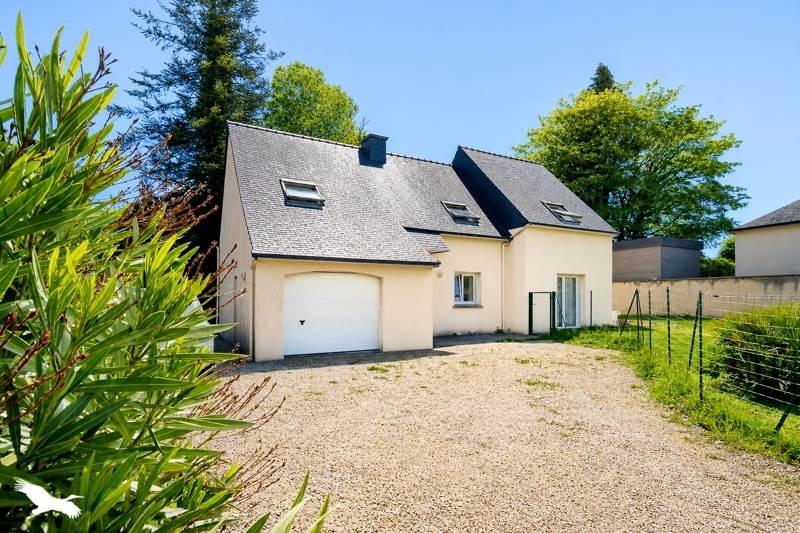Vente Maison Lampaul-Guimiliau - 7 pièces -136 m² - (29400)