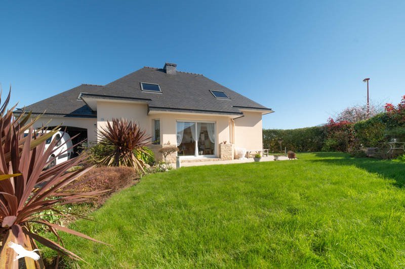Vente Maison PLOUIGNEAU - 4 pièces -111 m² - (29610)