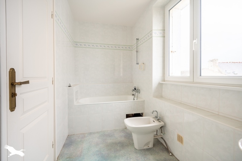 Vente Maison CLEDER - 9 pièces -213 m² - (29233)