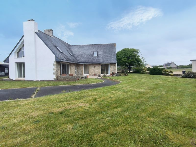 Vente Maison PLOUESCAT - 8 pièces -215 m² - (29430)