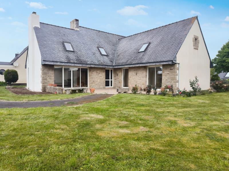 Vente Maison PLOUESCAT - 8 pièces -215 m² - (29430)