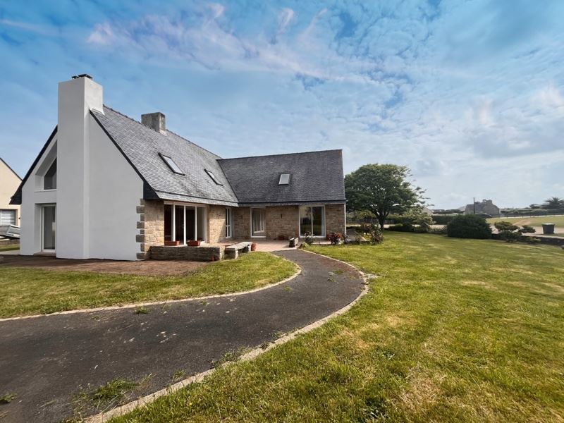 Vente Maison PLOUESCAT - 8 pièces -215 m² - (29430)