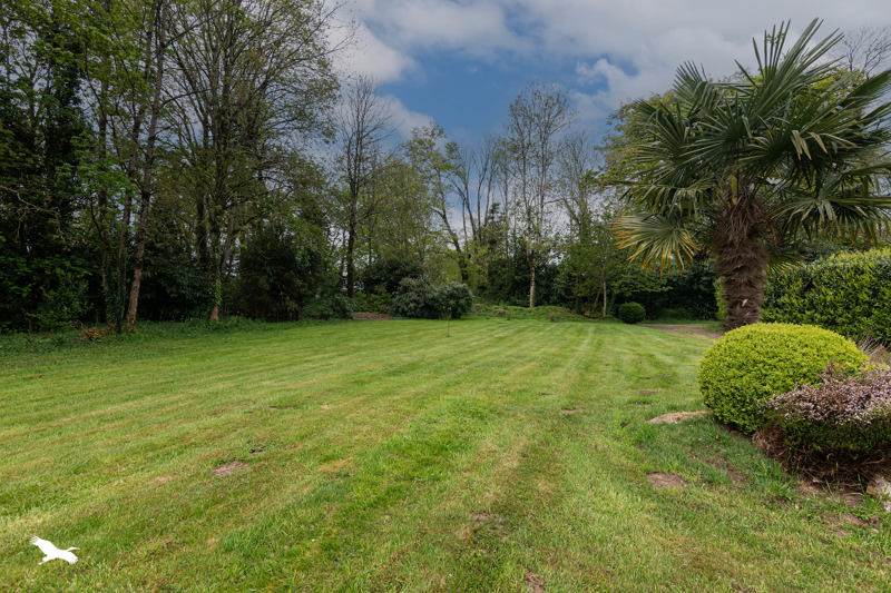 Vente Maison KERSAINT PLABENNEC - 7 pièces -186 m² - (29860)