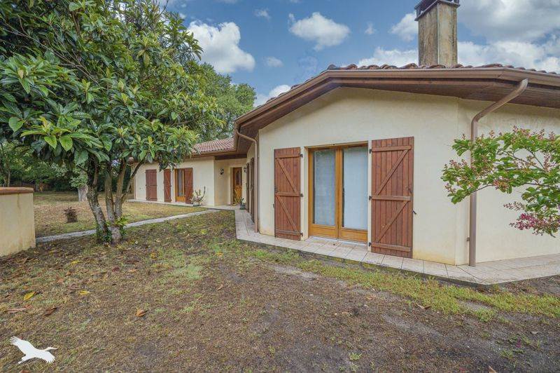 Vente Maison SOUSTONS - 5 pièces -147 m² - (40140)