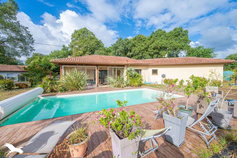 Vente Maison SOUSTONS - 5 pièces -147 m² - (40140)