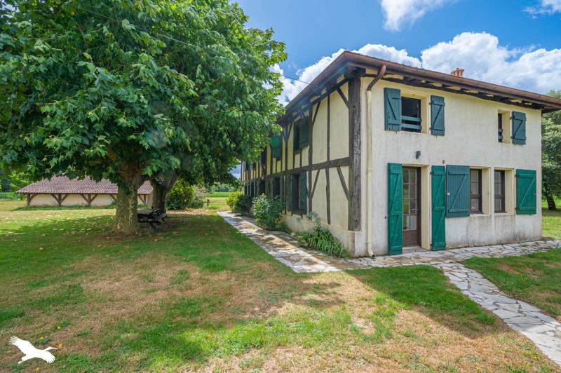 Vente Maison SOUSTONS 40140 9 pièces - 240 m²