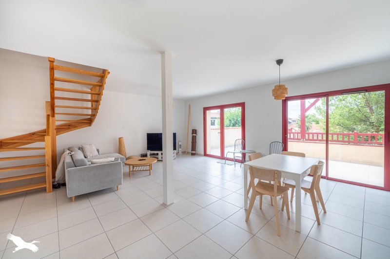 Vente Appartement SOUSTONS - 4 pièces -88 m² - (40140)