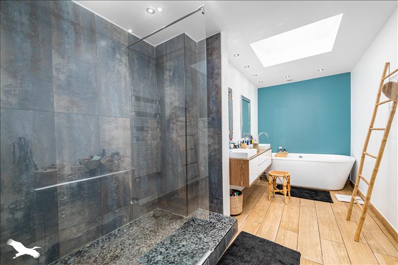 Vente Maison BORDEAUX - 6 pièces -193 m² - (33000)