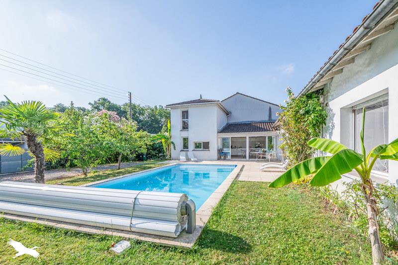 Vente Maison MERIGNAC - 5 pièces -213 m² - (33700)