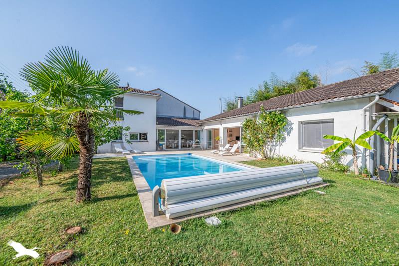 Vente Maison MERIGNAC - 5 pièces -213 m² - (33700)