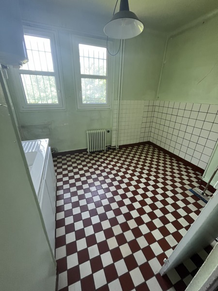 Vente Appartement BORDEAUX - 2 pièces -50 m² - (33000)