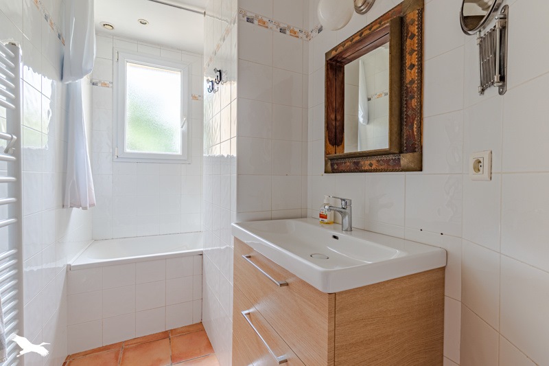 Vente Appartement BORDEAUX - 3 pièces -70 m² - (33200)
